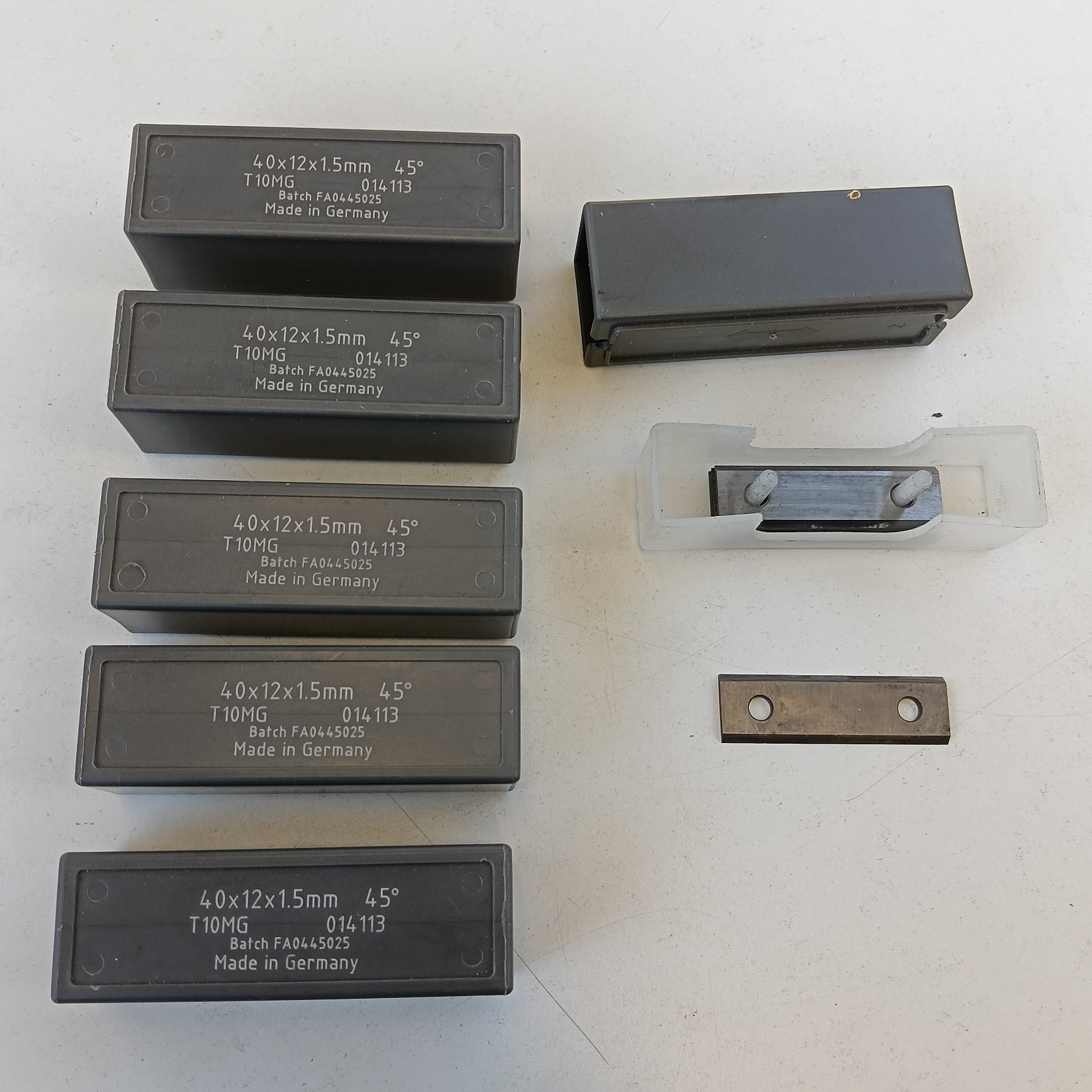 Inserti / Lame per utensili da legno, n° 55 pz. Mod 40x12x1.5 45° cod 014113