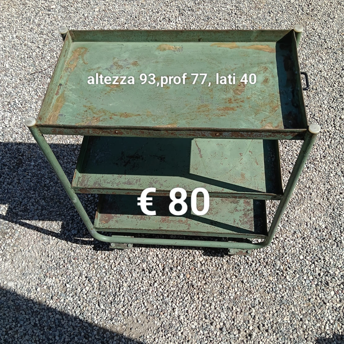 Carrello da officina industriale vintage, struttura tubolare.