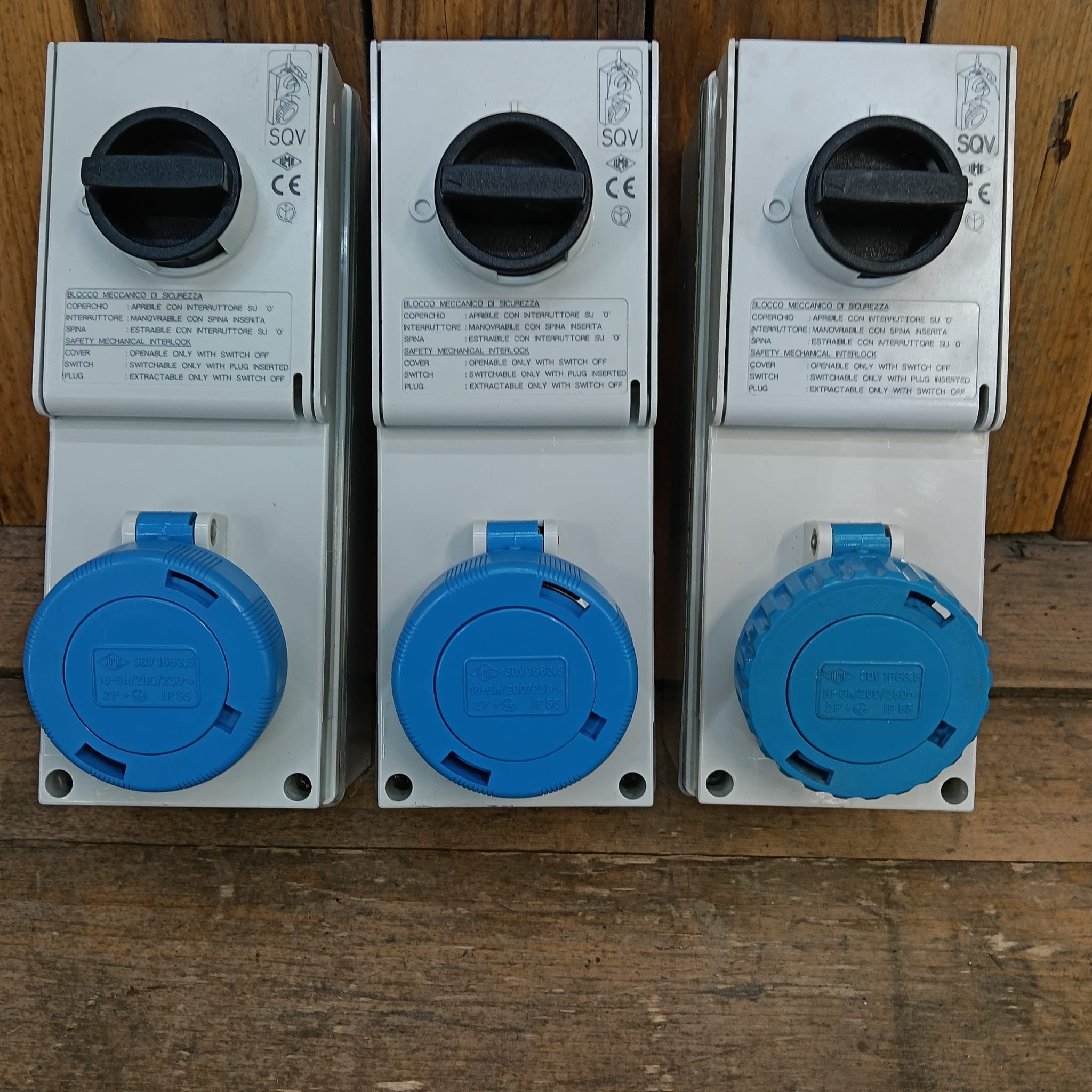 Prese industrial interbloccate ILME serie SQV, 3 da 220 V.
